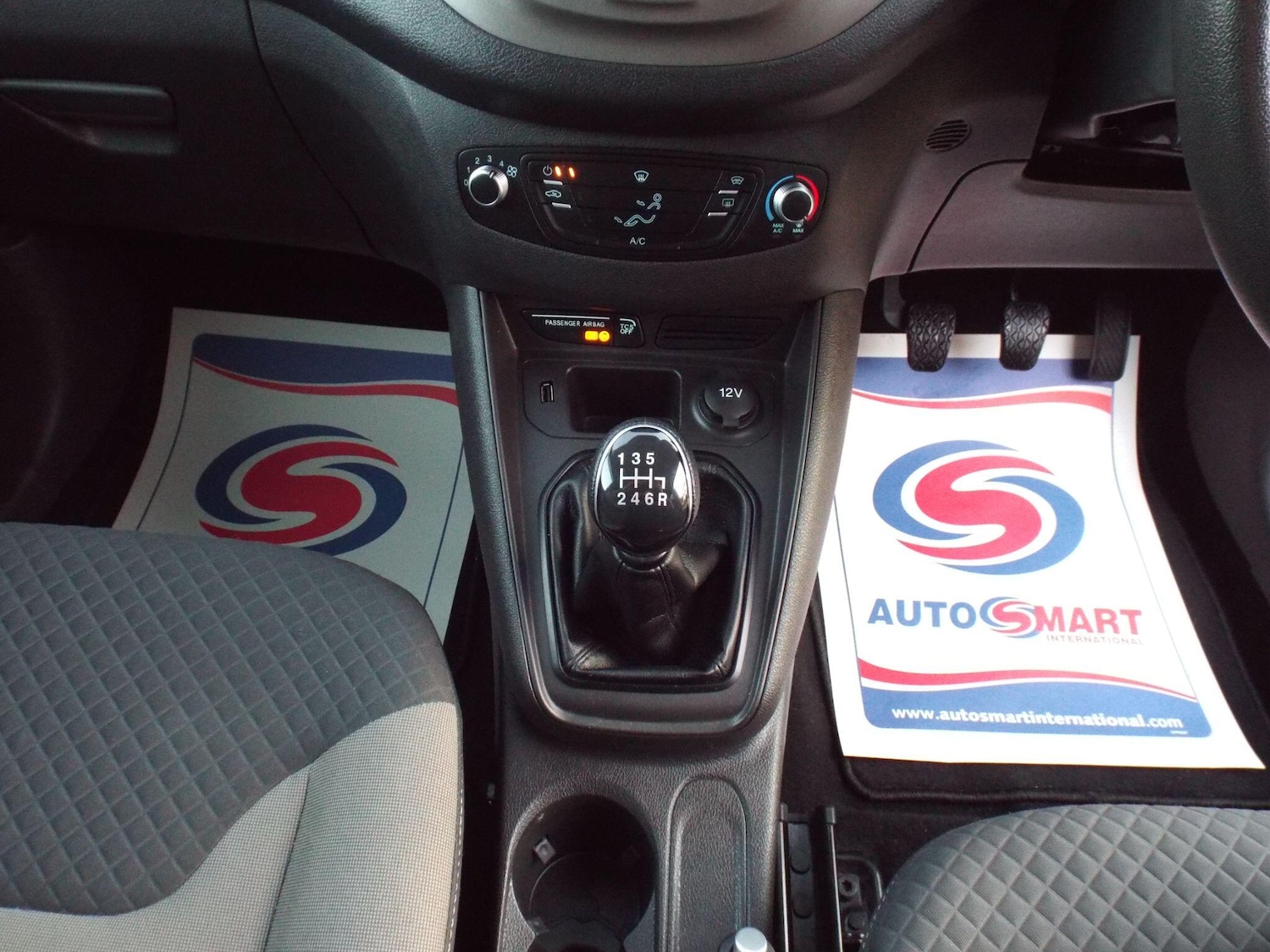 Used Ford Tourneo Courier 2019 for sale - 76714900: Photo 33