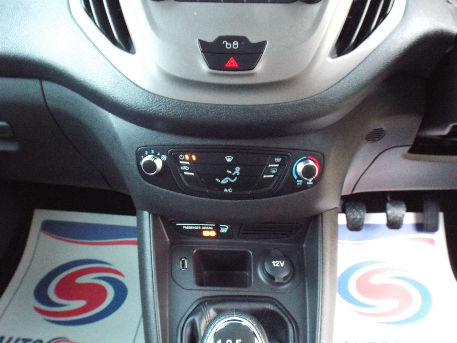 Used Ford Tourneo Courier 2019 for sale - 76714900: Photo 34