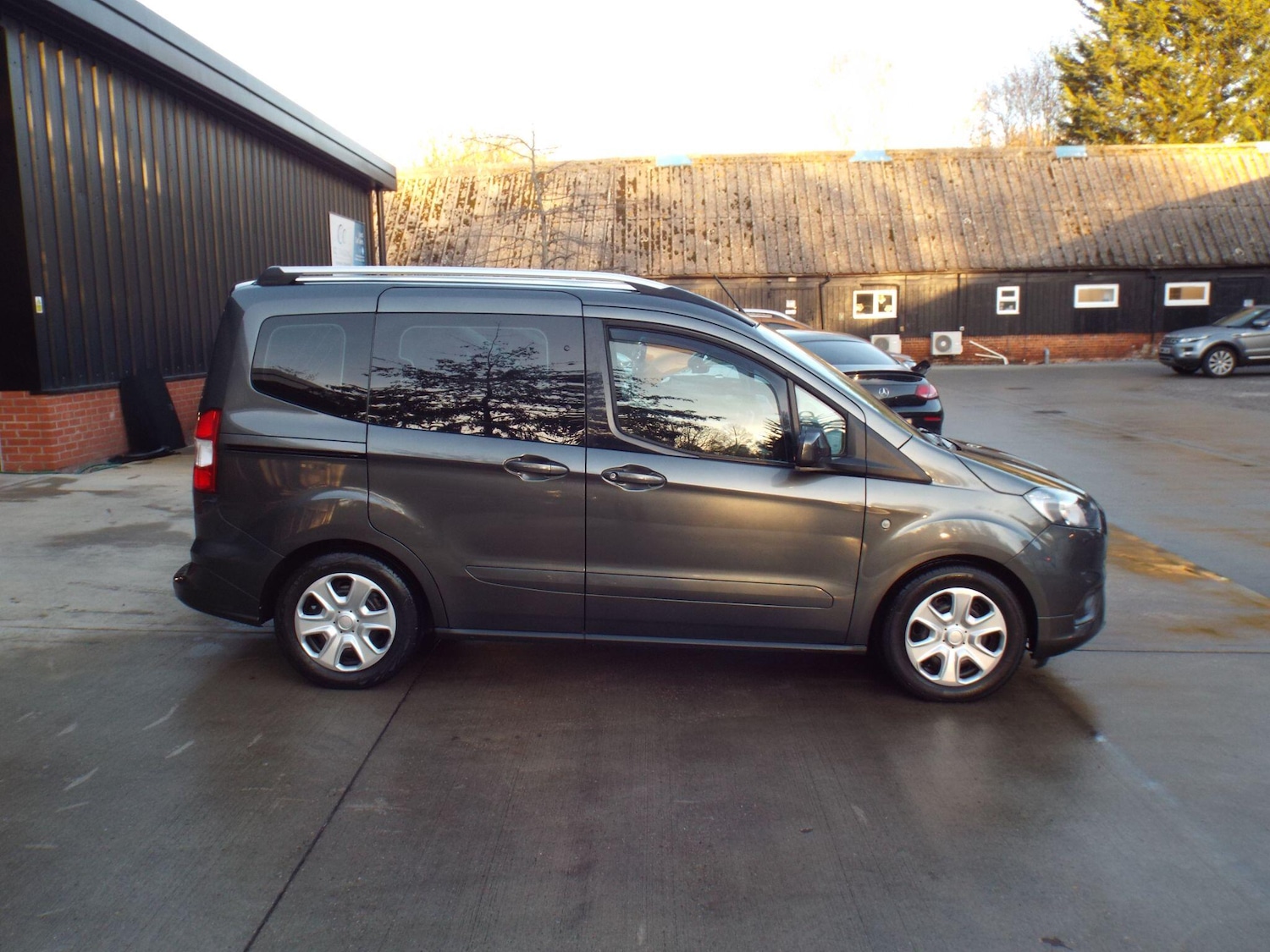 Used Ford Tourneo Courier 2019 for sale - 76714900: Photo 6