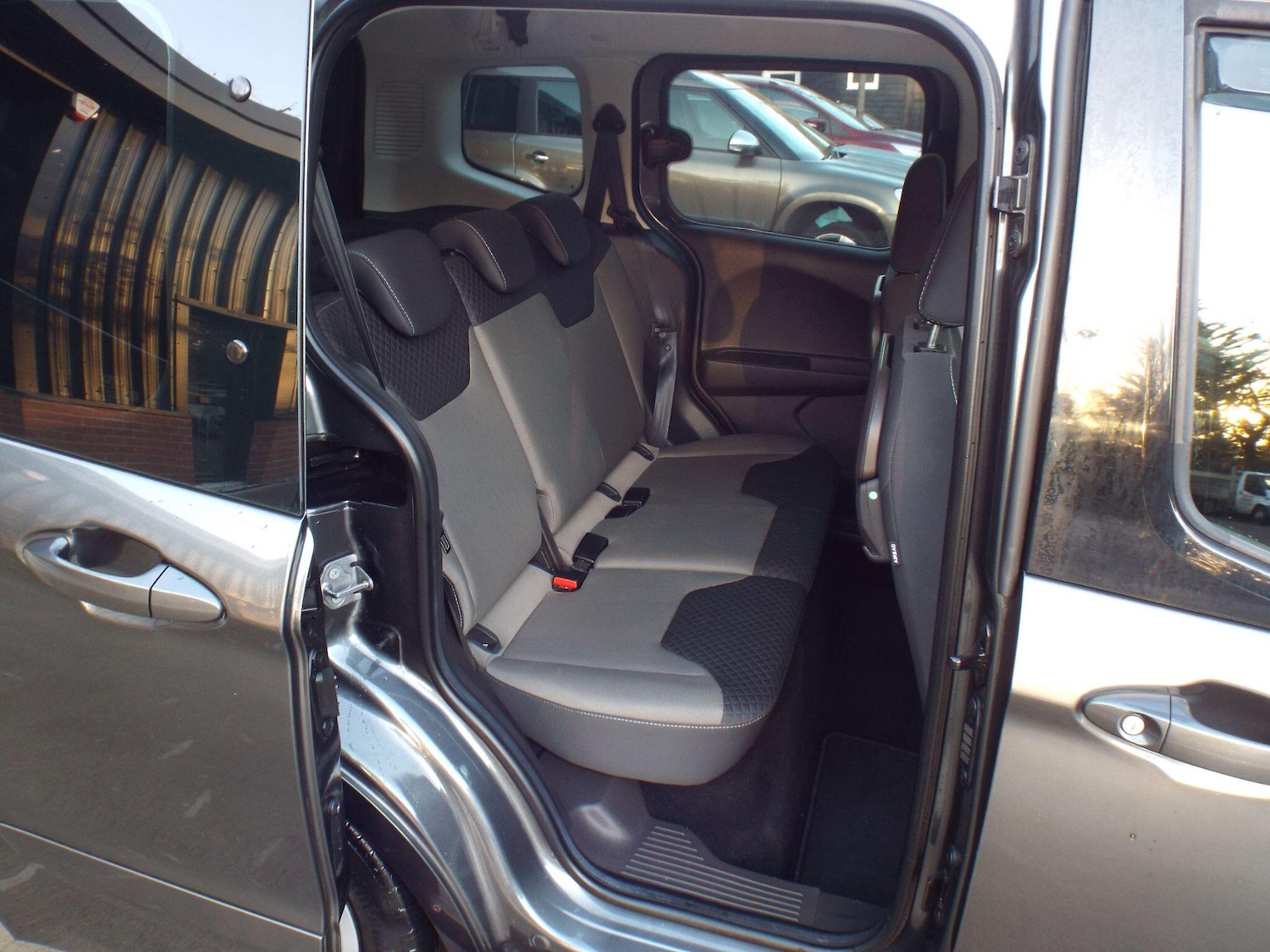 Used Ford Tourneo Courier 2019 for sale - 76714900: Photo 9