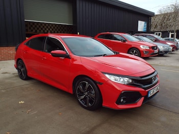 Used Honda Civic 2017 for sale - 76993392: Photo