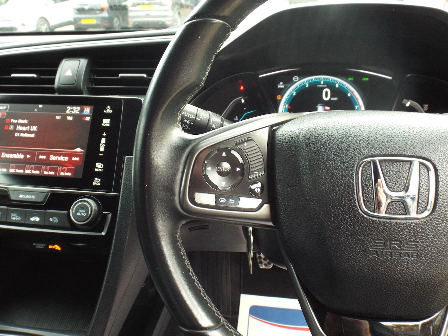 Used Honda Civic 2017 for sale - 76993392: Photo 32