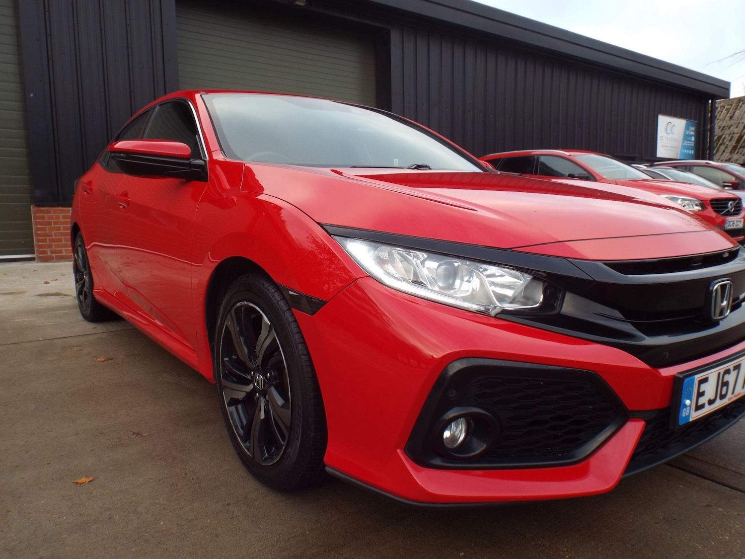 Used Honda Civic 2017 for sale - 76993392: Photo 37