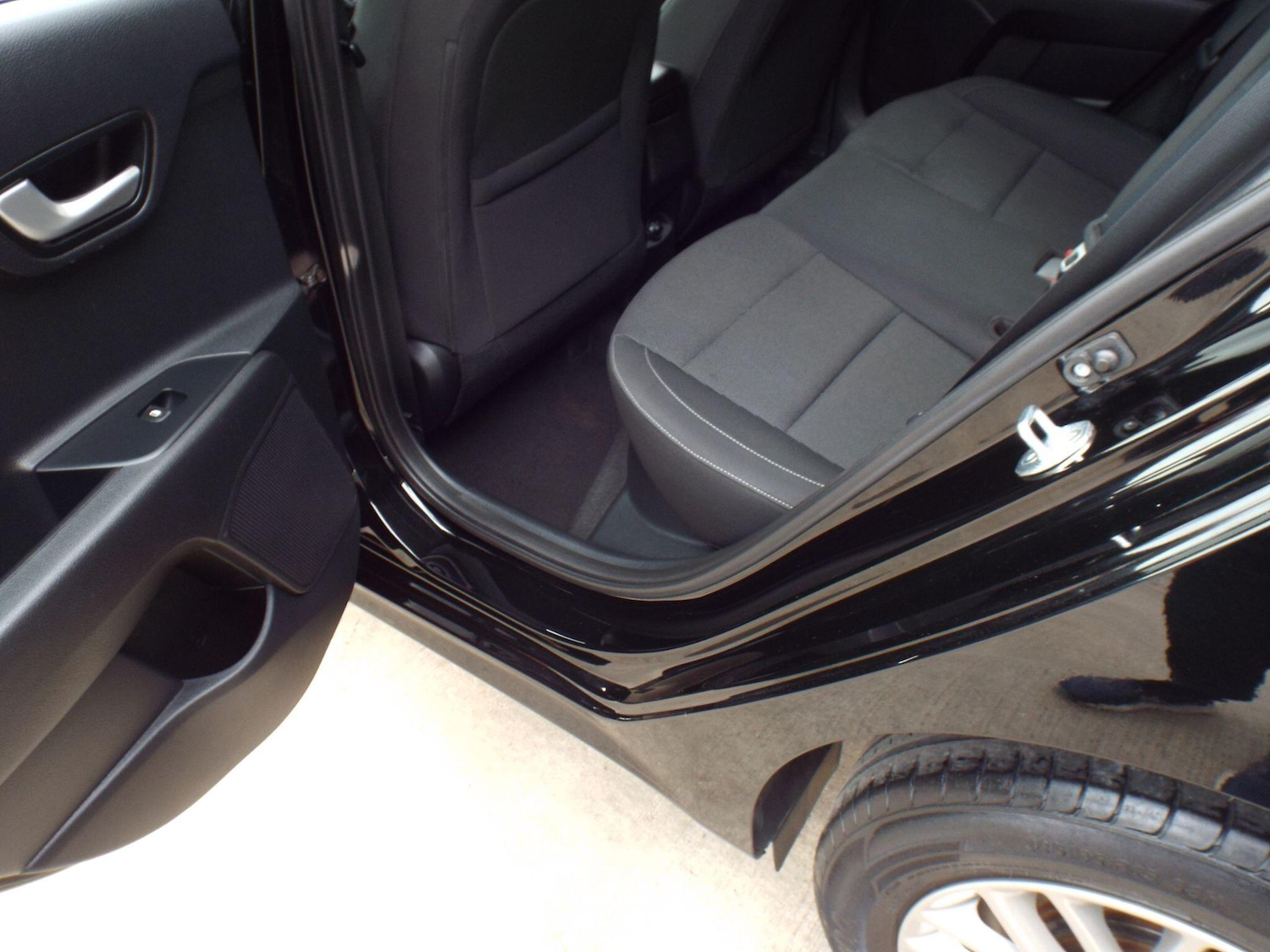 Used Kia Rio 2017 for sale - 78184915: Photo 27