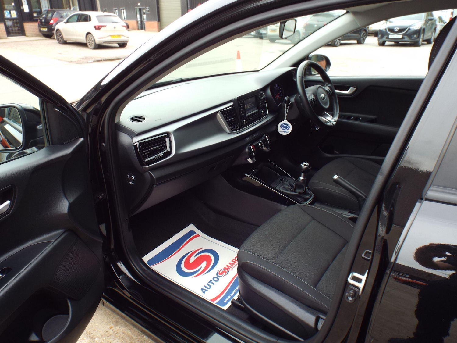 Used Kia Rio 2017 for sale - 78184915: Photo 29