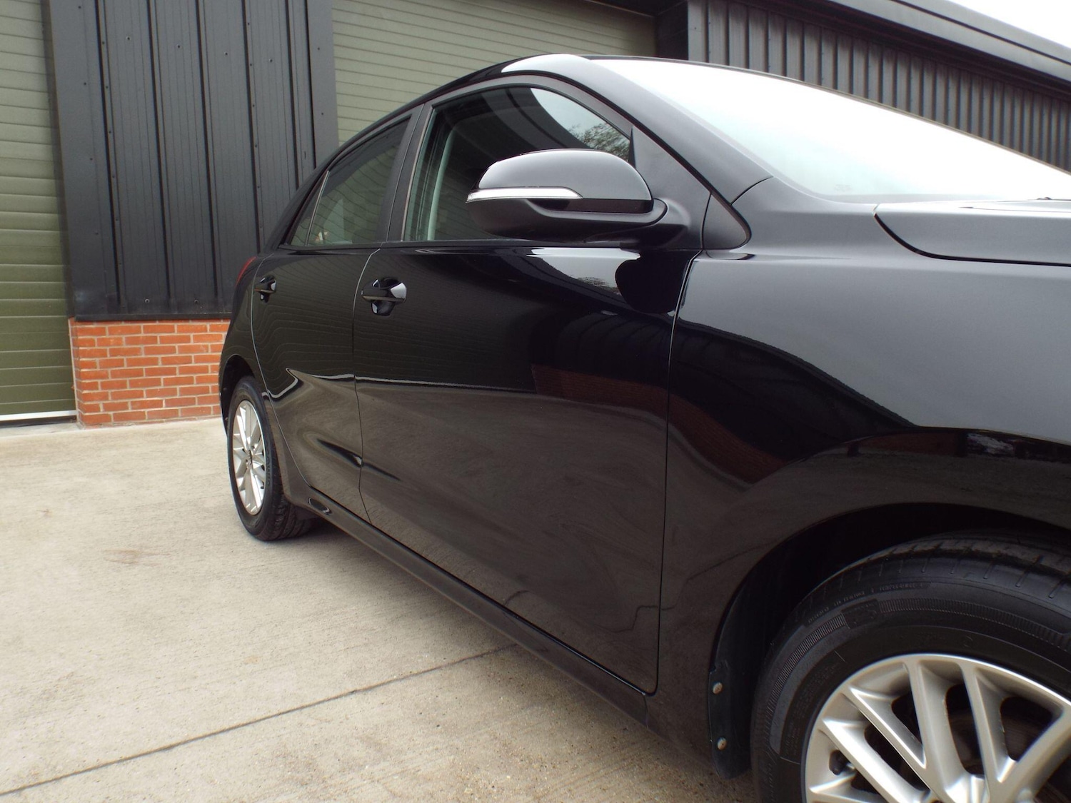 Used Kia Rio 2017 for sale - 78184915: Photo 38