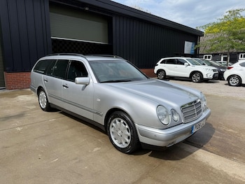 Used Mercedes-Benz E Class 1997 for sale - 78910679: Photo