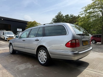 Used Mercedes-Benz E Class 1997 for sale - 78910679: Photo