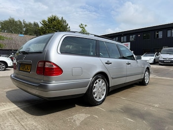 Used Mercedes-Benz E Class 1997 for sale - 78910679: Photo