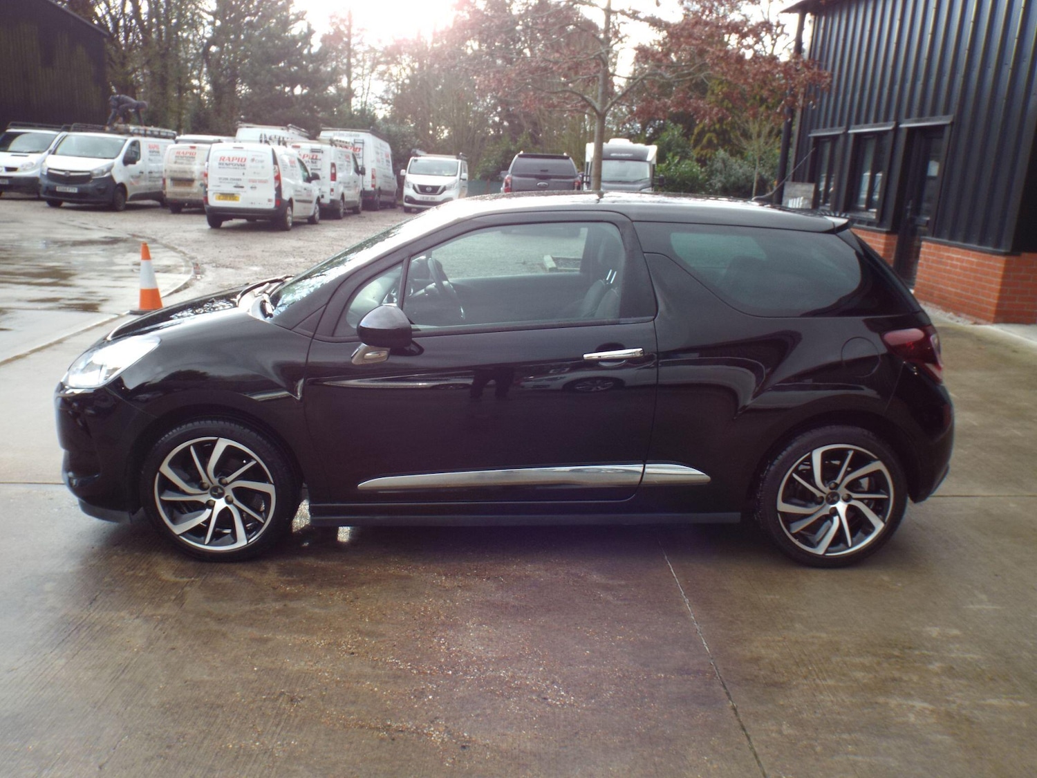 Used DS Automobiles DS 3 2017 for sale - 77575067: Photo 5