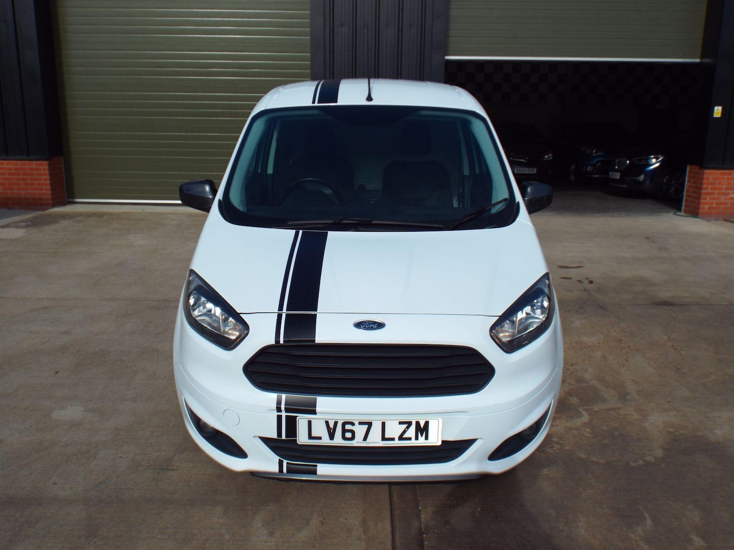 Used Ford Transit Courier 2017 for sale - 77738543: Photo 14