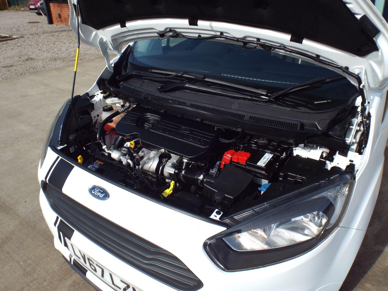 Used Ford Transit Courier 2017 for sale - 77738543: Photo 45