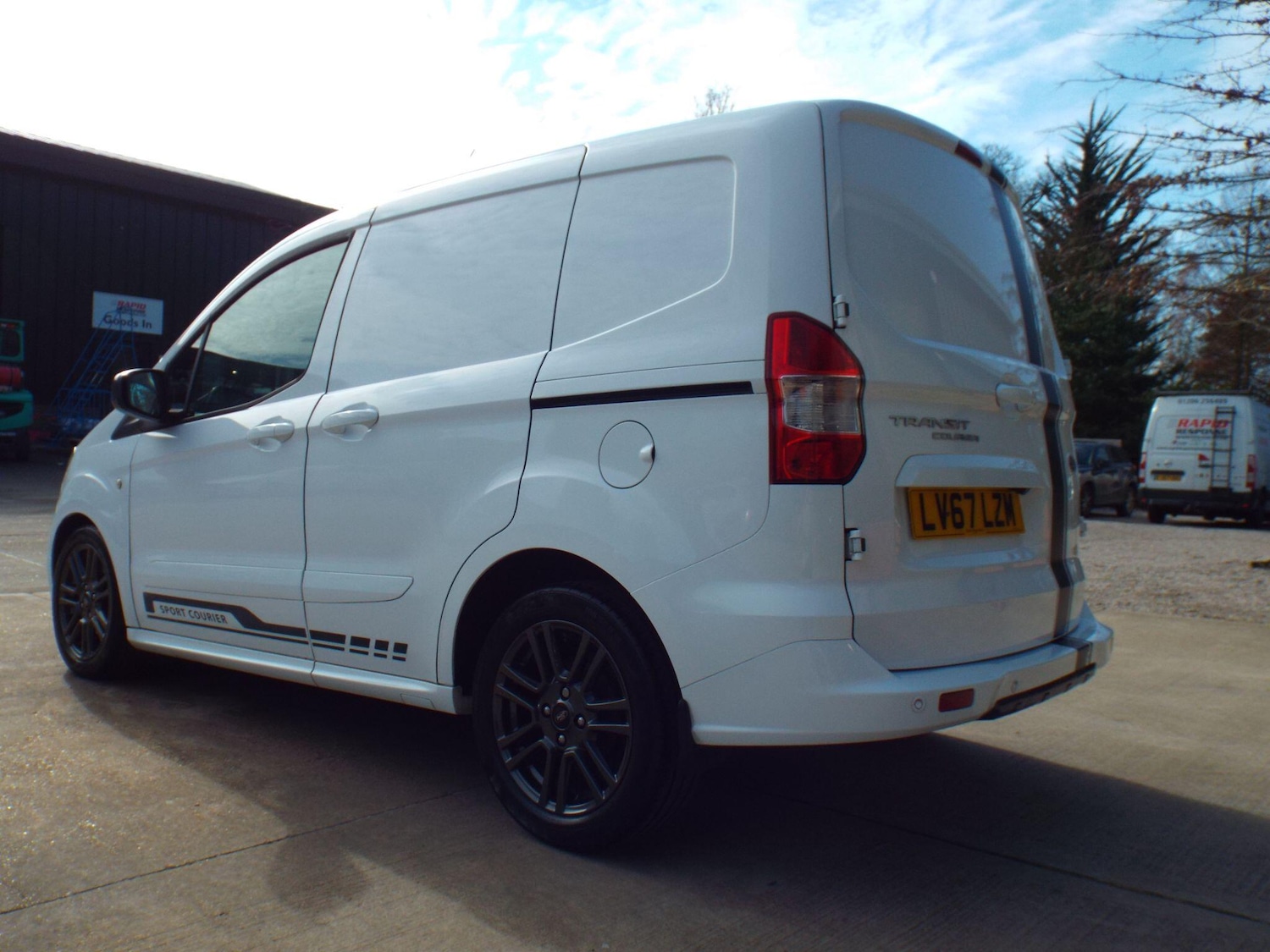 Used Ford Transit Courier 2017 for sale - 77738543: Photo 5