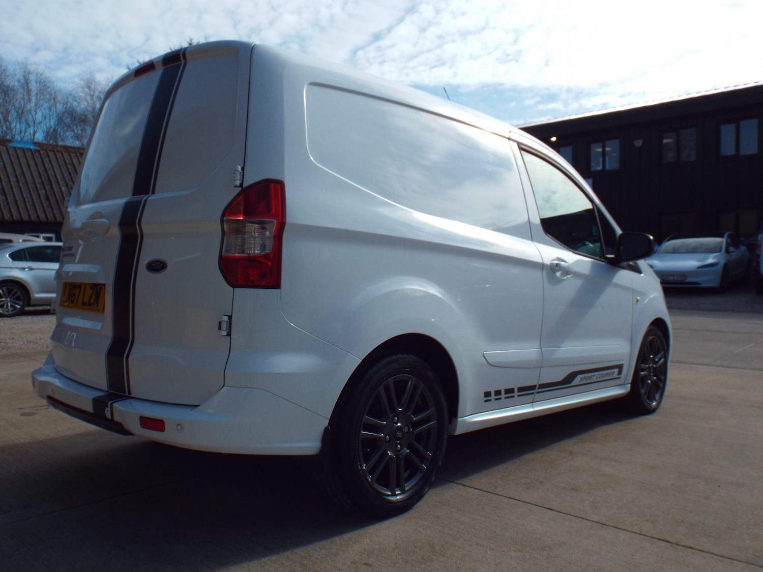 Used Ford Transit Courier 2017 for sale - 77738543: Photo 6