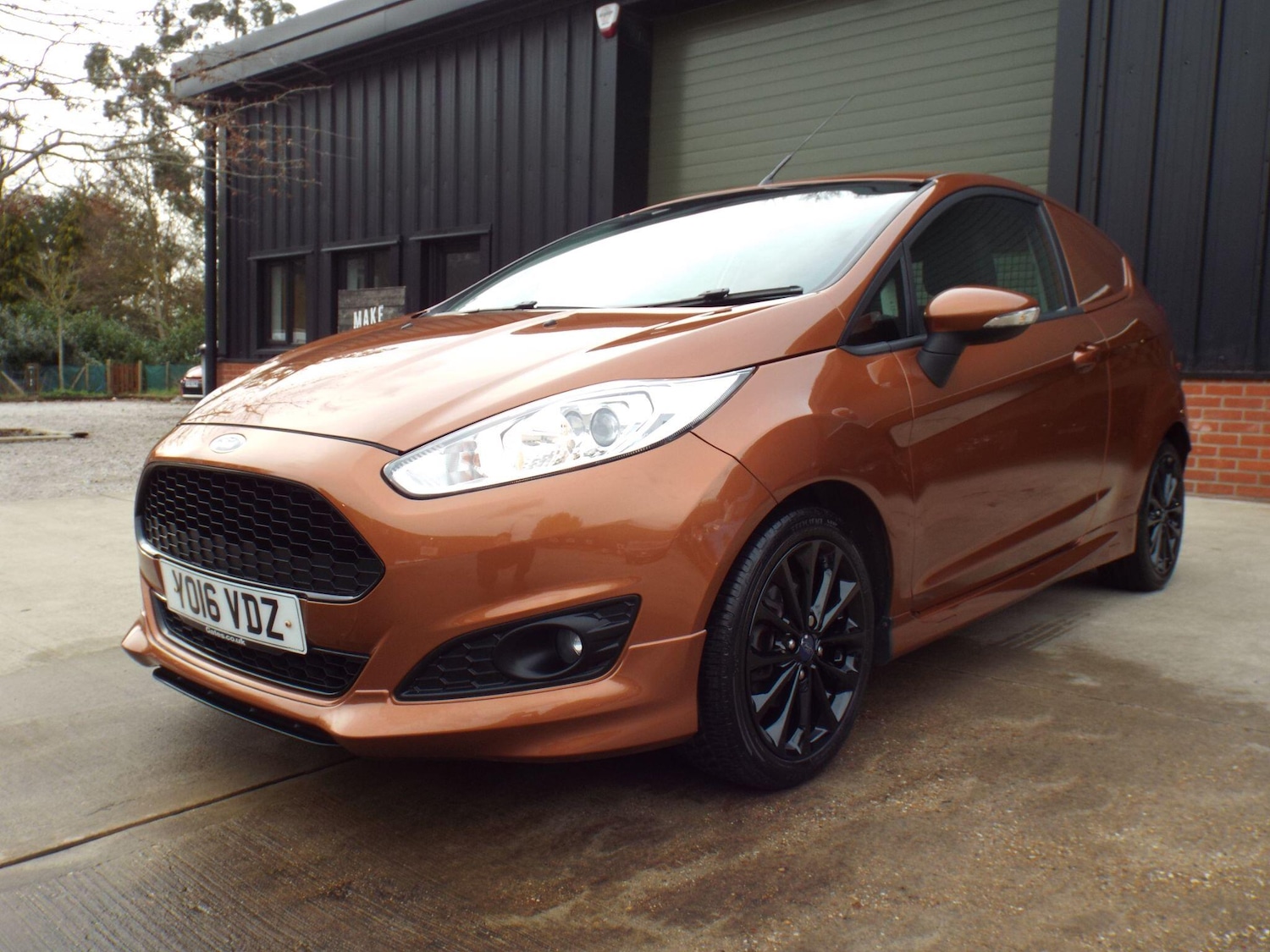 Used Ford Fiesta Van 2016 for sale - 77852816: Photo 15