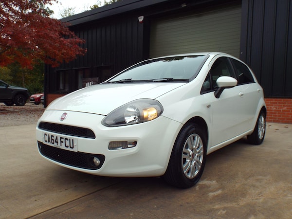 Used Fiat Punto 2014 for sale - 76270859: Photo 15