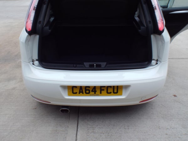 Used Fiat Punto 2014 for sale - 76270859: Photo 25