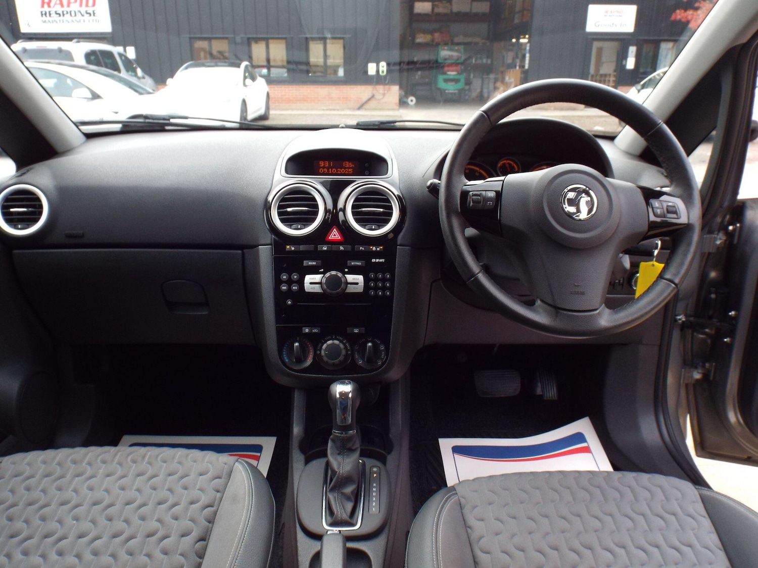 Used Vauxhall Corsa 2014 for sale - 76215123: Photo 10