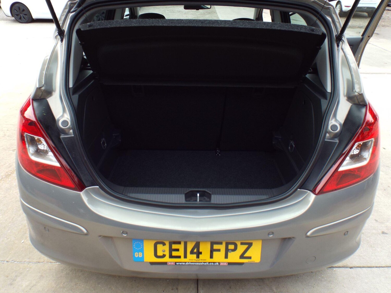 Used Vauxhall Corsa 2014 for sale - 76215123: Photo 24