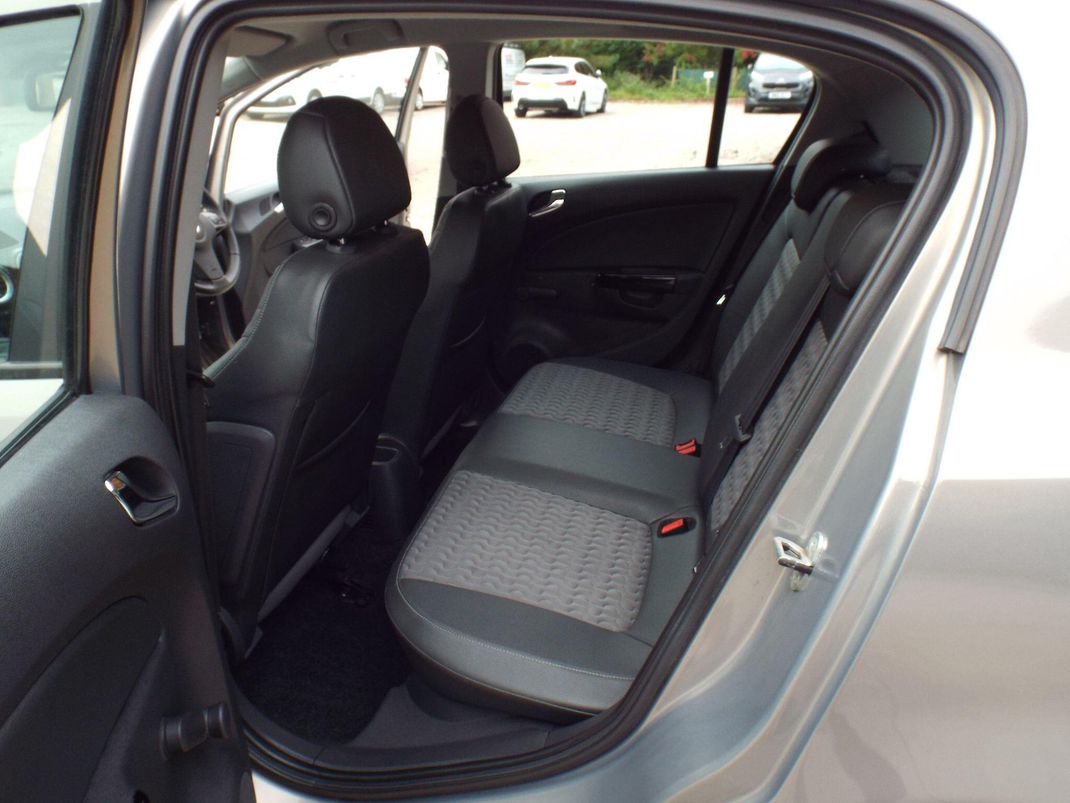 Used Vauxhall Corsa 2014 for sale - 76215123: Photo 25