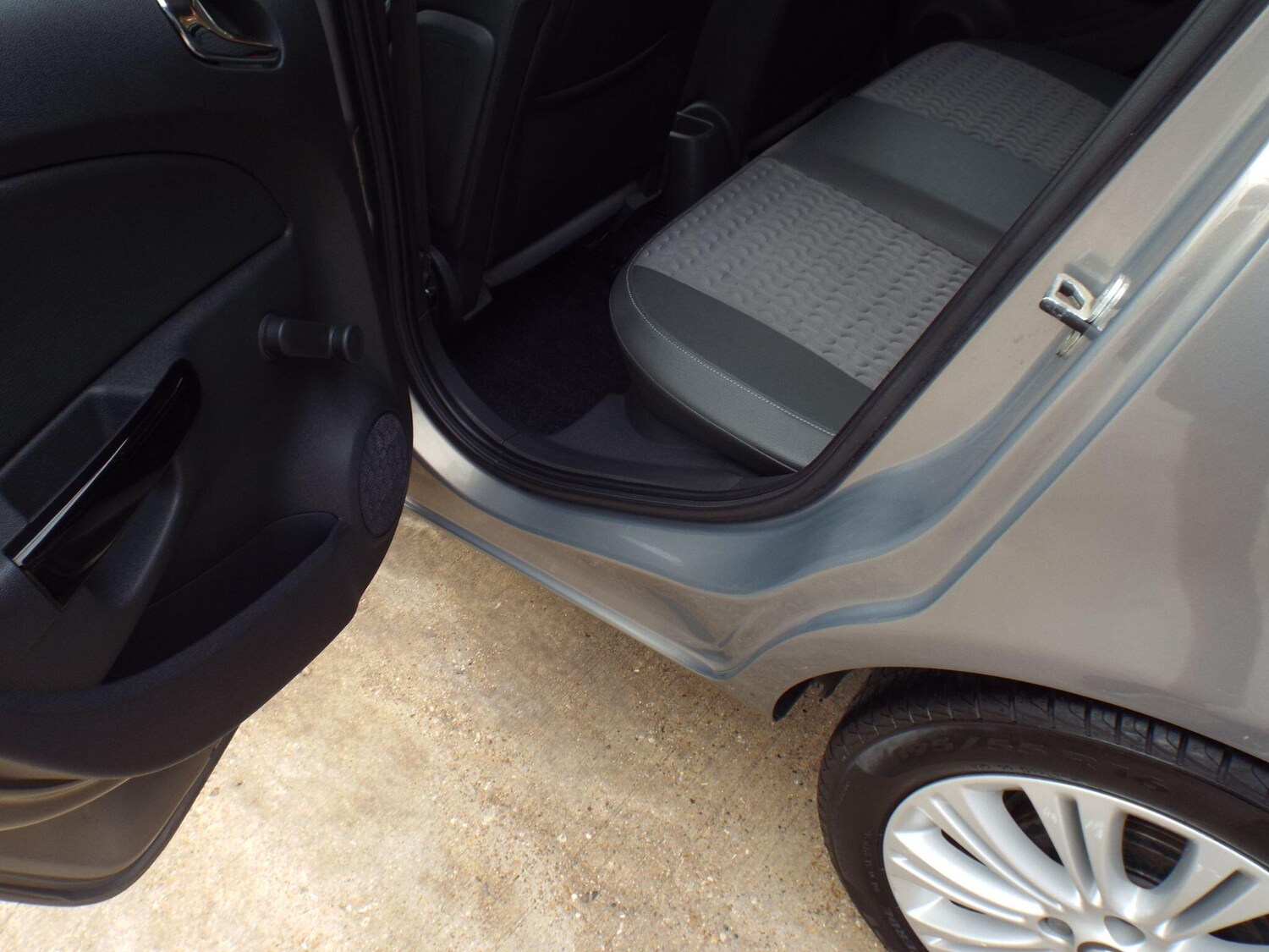 Used Vauxhall Corsa 2014 for sale - 76215123: Photo 26