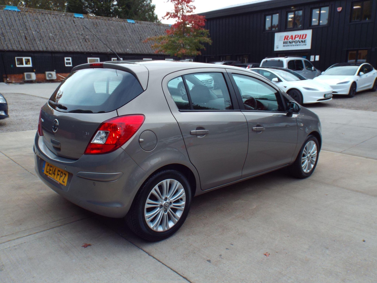 Used Vauxhall Corsa 2014 for sale - 76215123: Photo 4