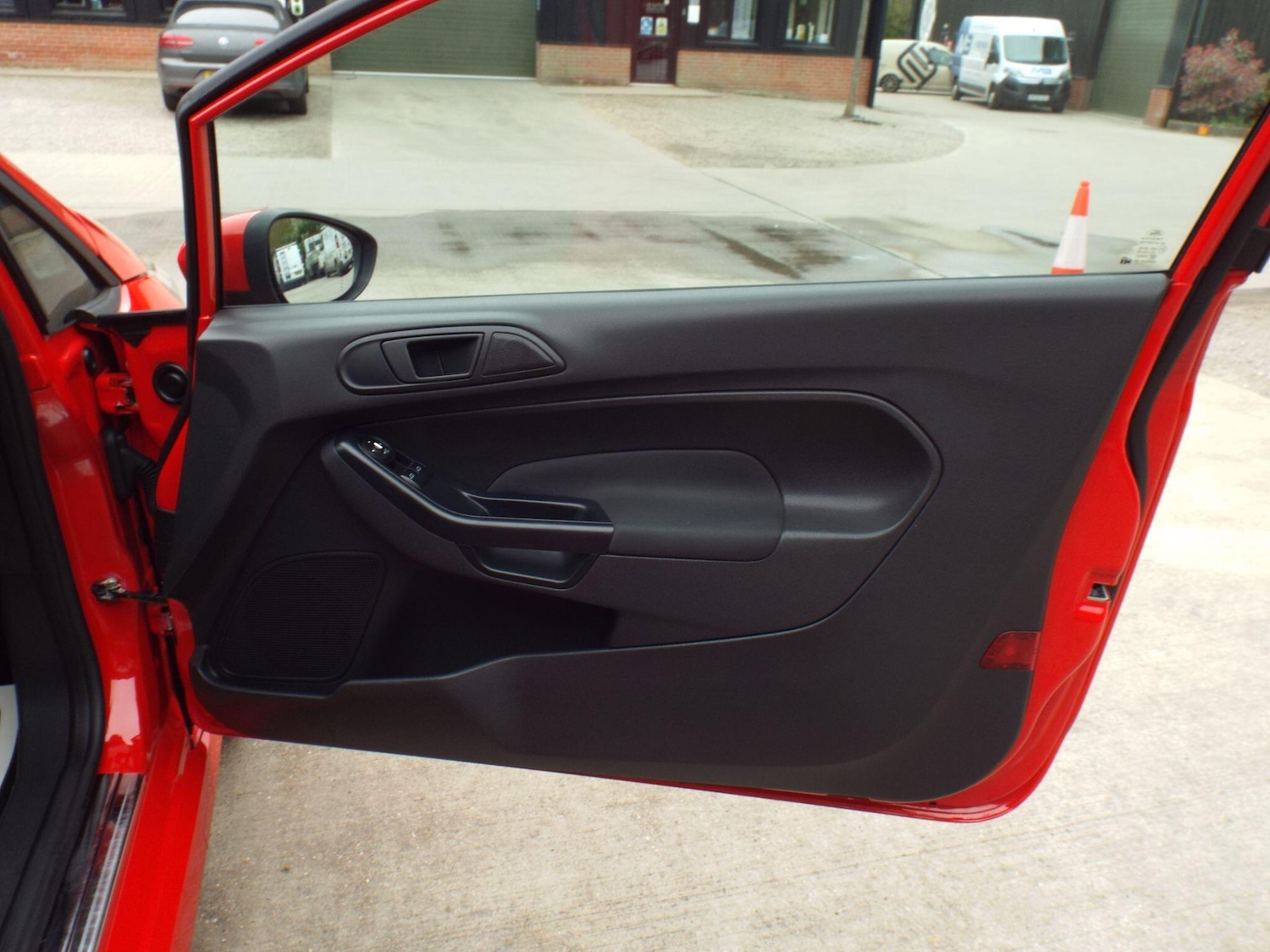 Used Ford Fiesta Van for sale - 78215137: Photo 21