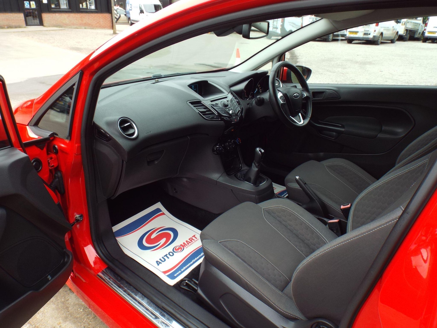 Used Ford Fiesta Van for sale - 78215137: Photo 28