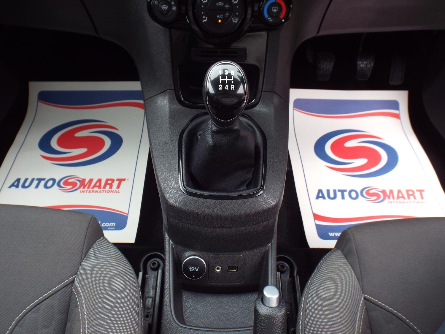 Used Ford Fiesta Van for sale - 78215137: Photo 33