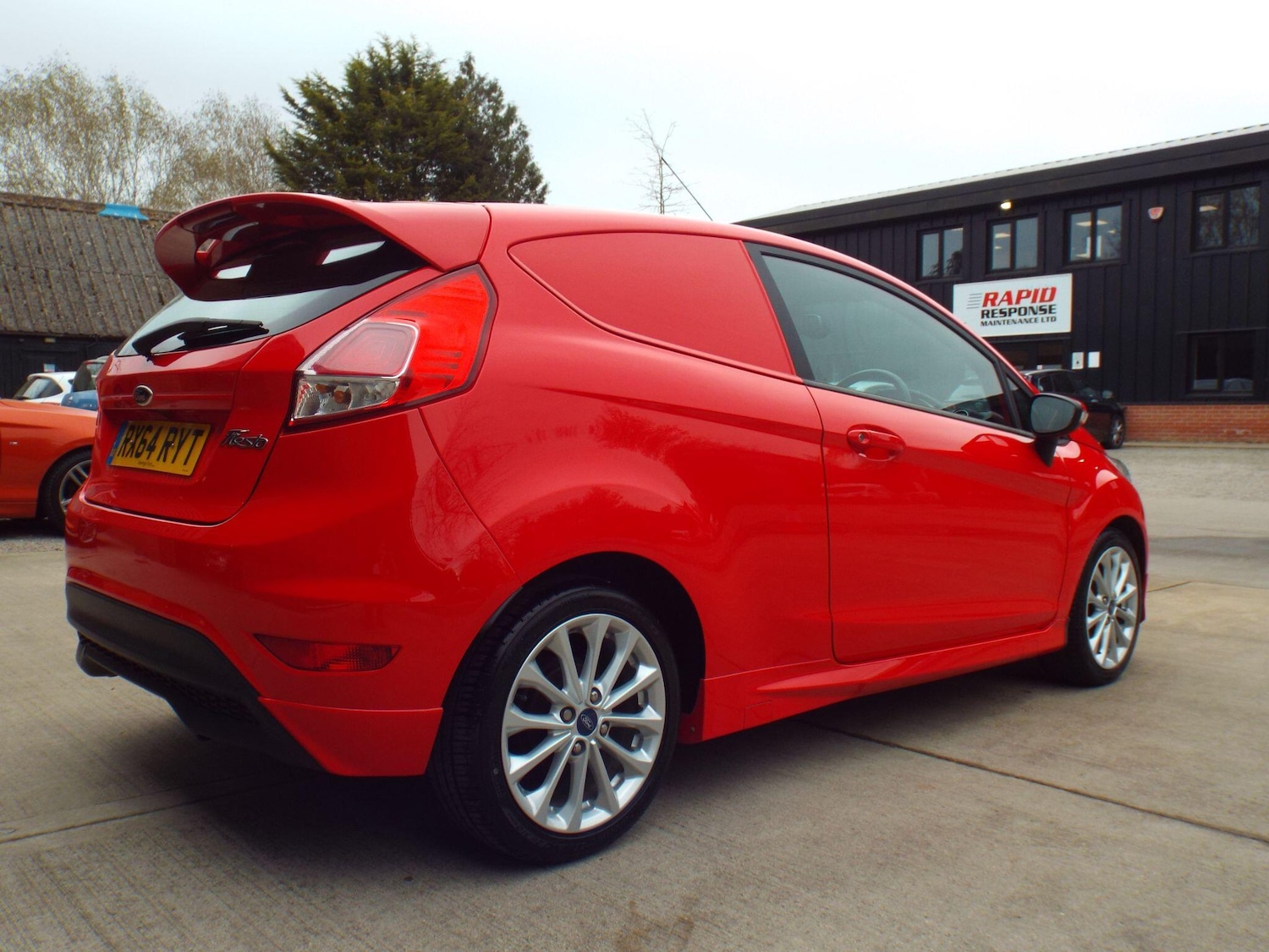 Used Ford Fiesta Van for sale - 78215137: Photo 4