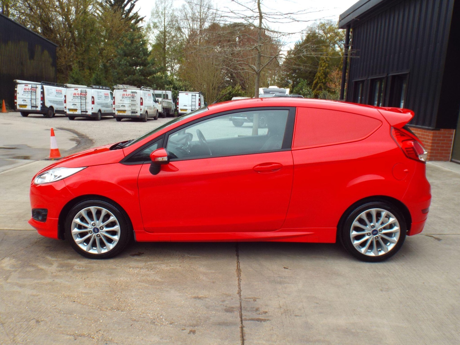 Used Ford Fiesta Van for sale - 78215137: Photo 5