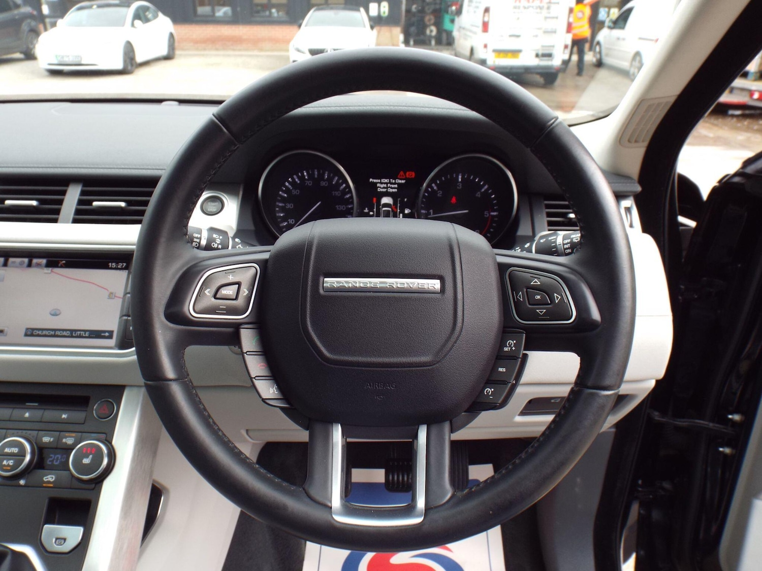 Used Land Rover Range Rover Evoque 2015 for sale - 78007477: Photo 12