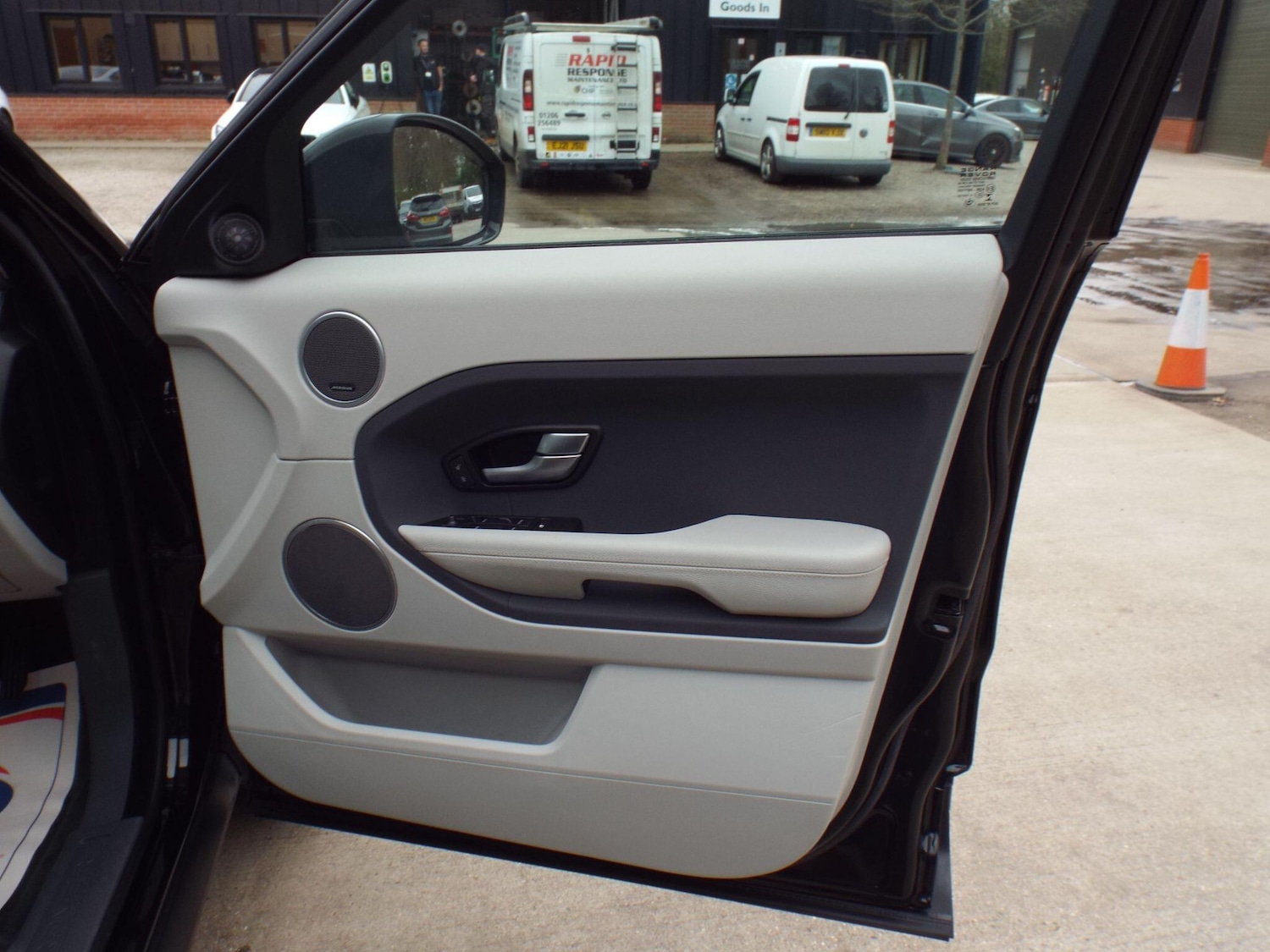 Used Land Rover Range Rover Evoque 2015 for sale - 78007477: Photo 21