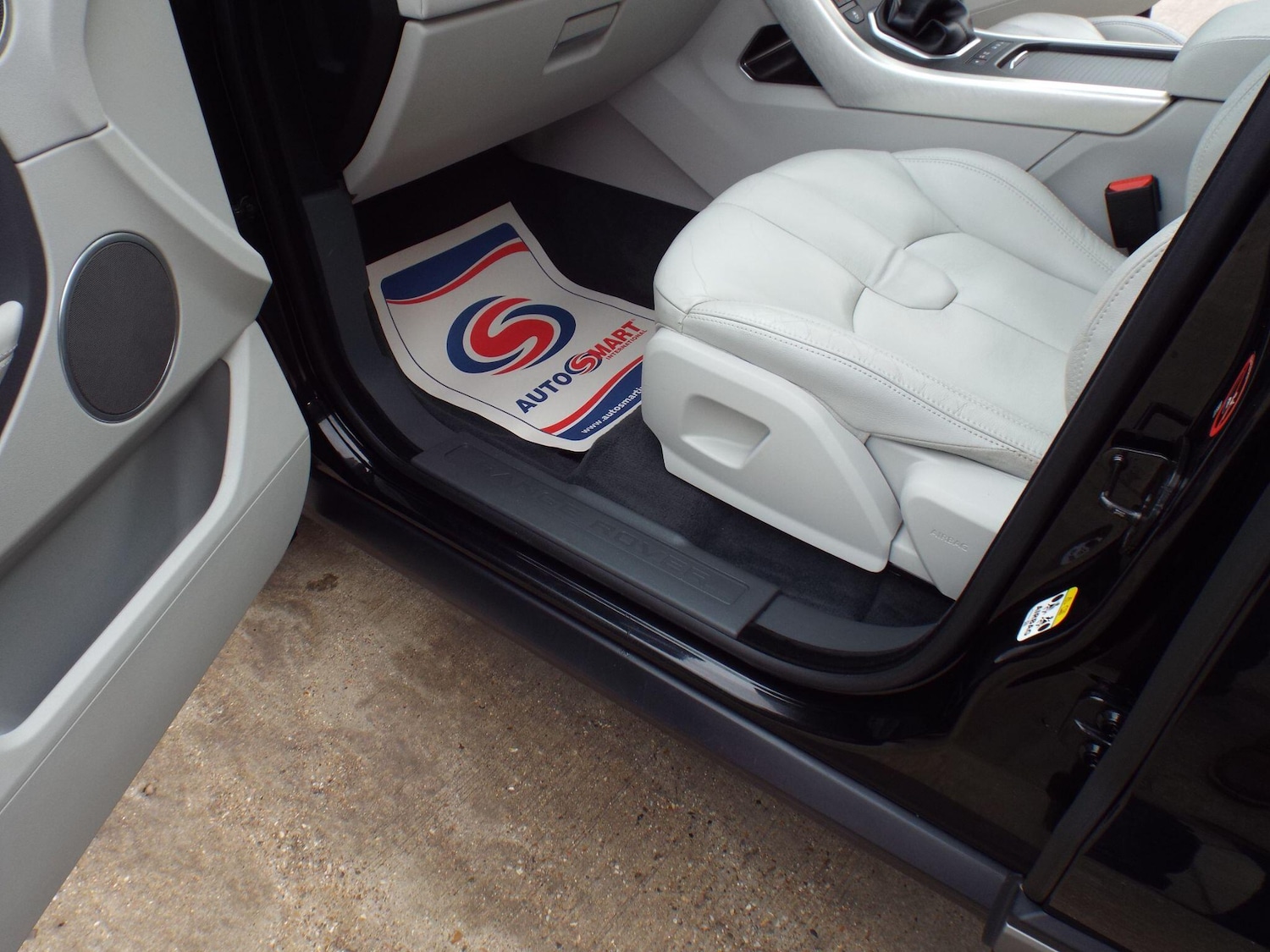 Used Land Rover Range Rover Evoque 2015 for sale - 78007477: Photo 29