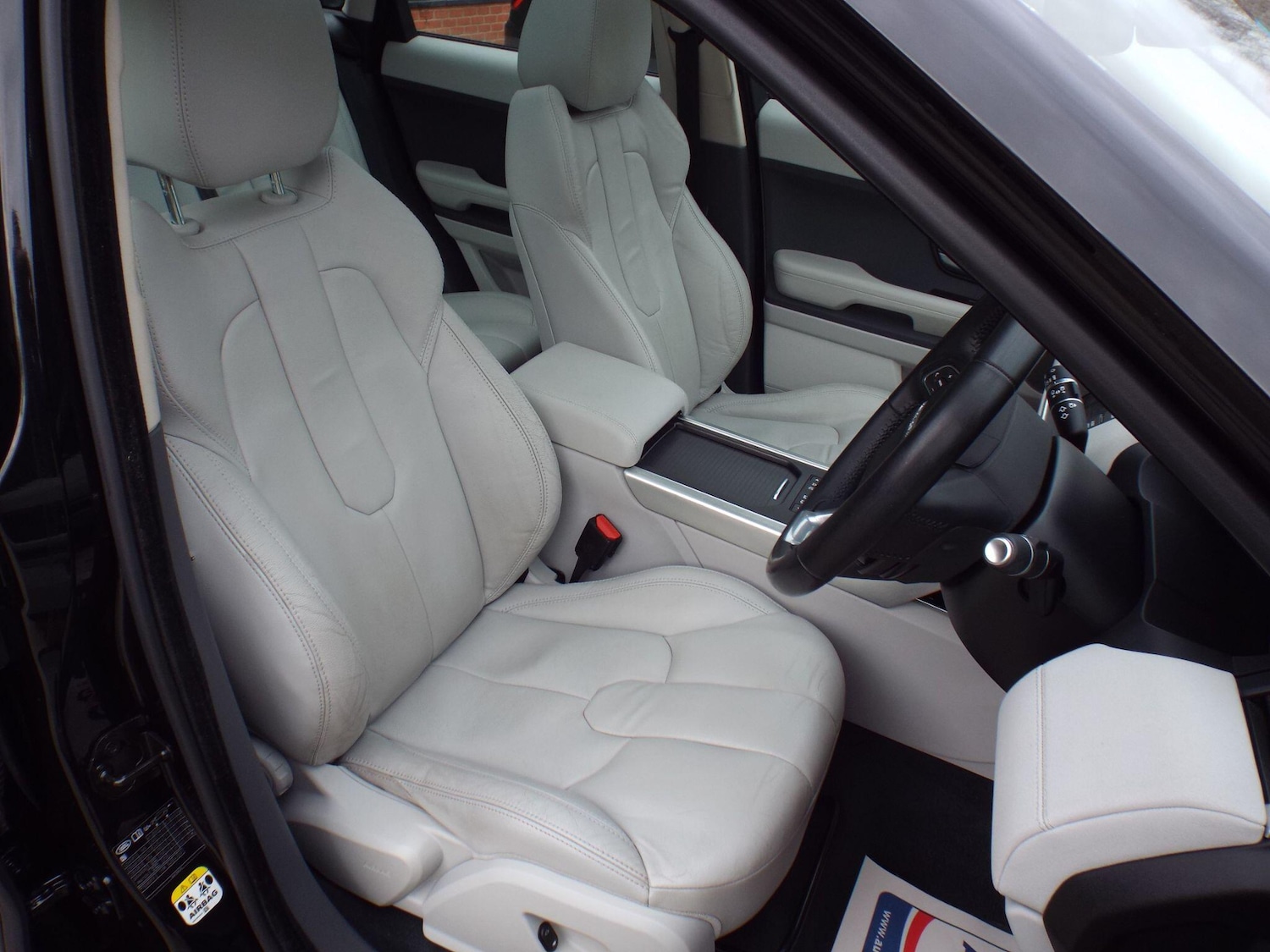 Used Land Rover Range Rover Evoque 2015 for sale - 78007477: Photo 32