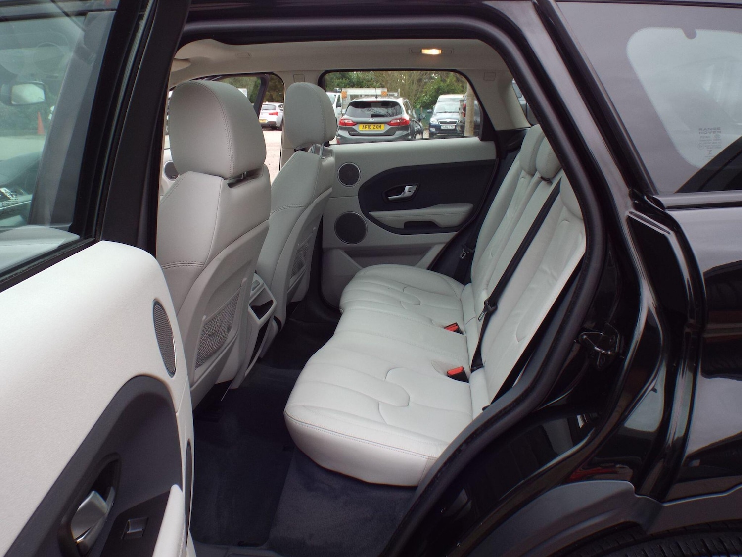 Used Land Rover Range Rover Evoque 2015 for sale - 78007477: Photo 9