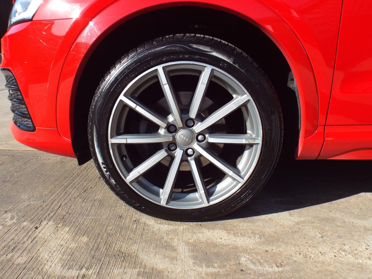 Used Audi Q3 2015 for sale - 78018894: Photo 44