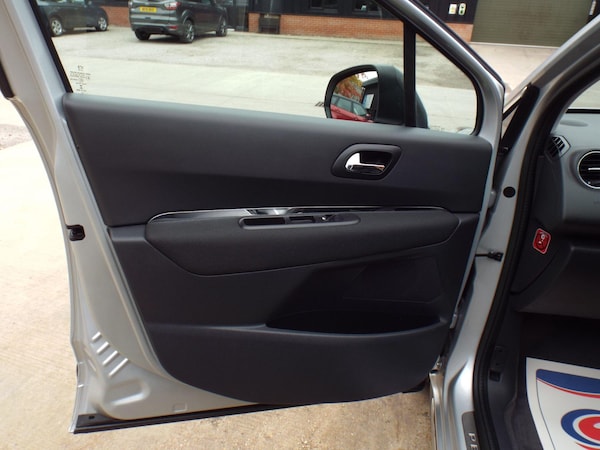 Used Peugeot 3008 2014 for sale - 76246956: Photo 32
