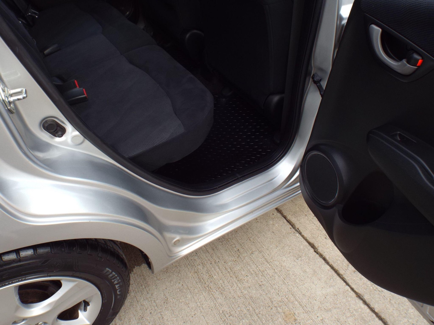 Used Honda Jazz 2010 for sale - 77993950: Photo 20