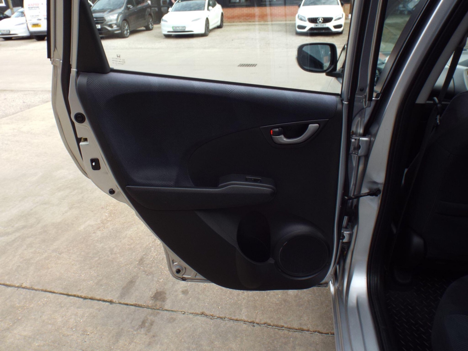 Used Honda Jazz 2010 for sale - 77993950: Photo 23