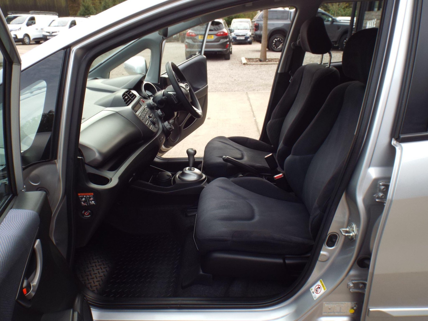 Used Honda Jazz 2010 for sale - 77993950: Photo 8