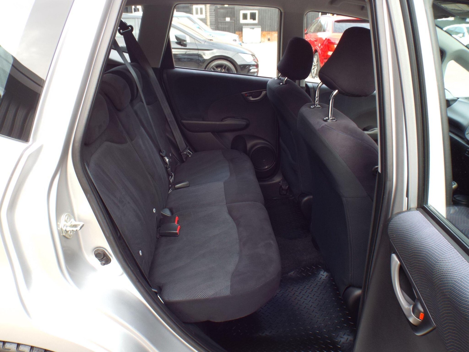 Used Honda Jazz 2010 for sale - 77993950: Photo 9