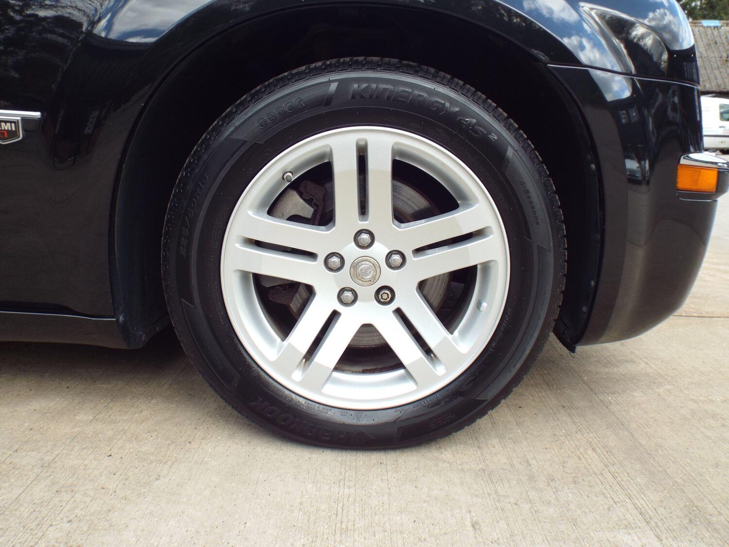 Used Chrysler 300C 2005 for sale - 77839839: Photo 44