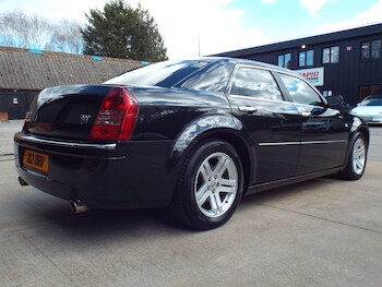 Used Chrysler 300C 2005 for sale - 77839839: Photo