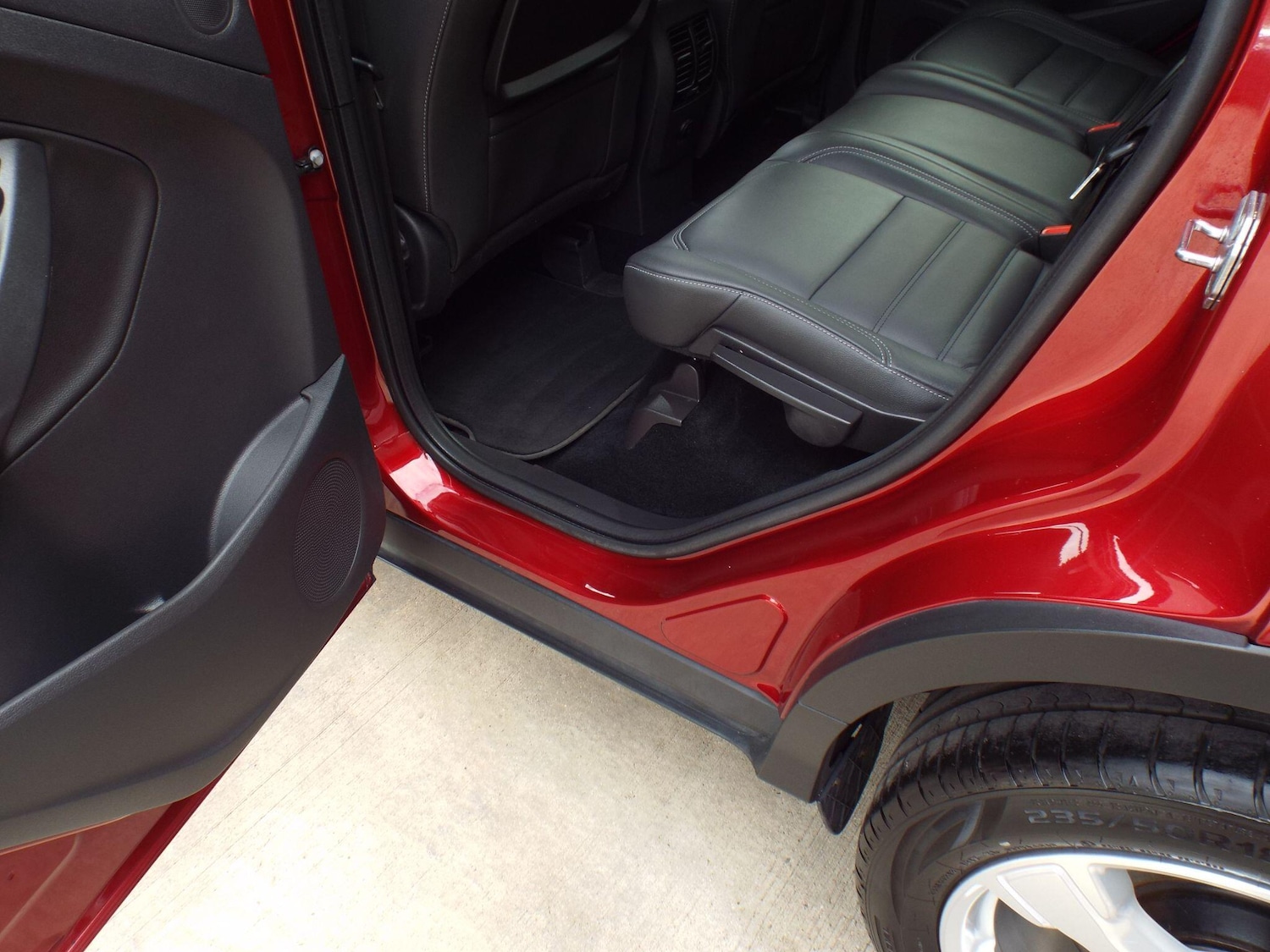 Used Ford Kuga 2018 for sale - 76987787: Photo 30