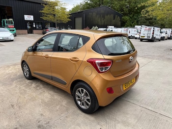 Used Hyundai i10 2015 for sale - 78504405: Photo