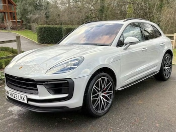 Used Porsche Macan 2023 for sale - 77175400: Photo