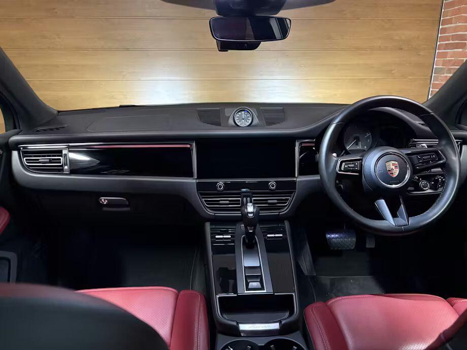 Used Porsche Macan 2023 for sale - 77175400: Photo 4