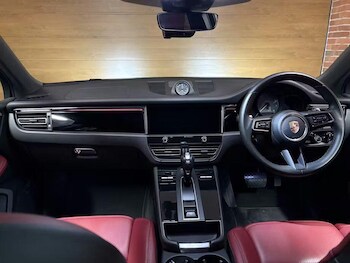 Used Porsche Macan 2023 for sale - 77175400: Photo