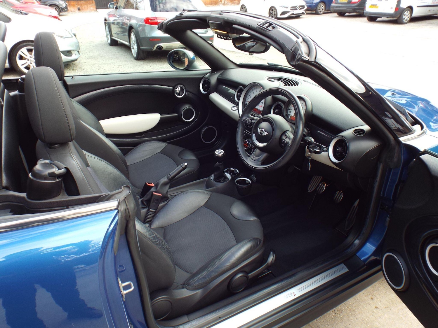 Used MINI Roadster 2014 for sale - 76513243: Photo 19